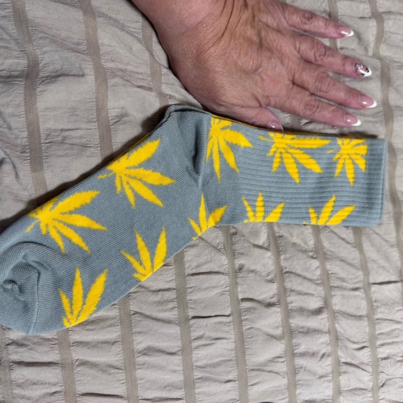 Designed socks size 6-9 - Picture 2 of 5